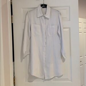 White long button down blouse shirt size Small